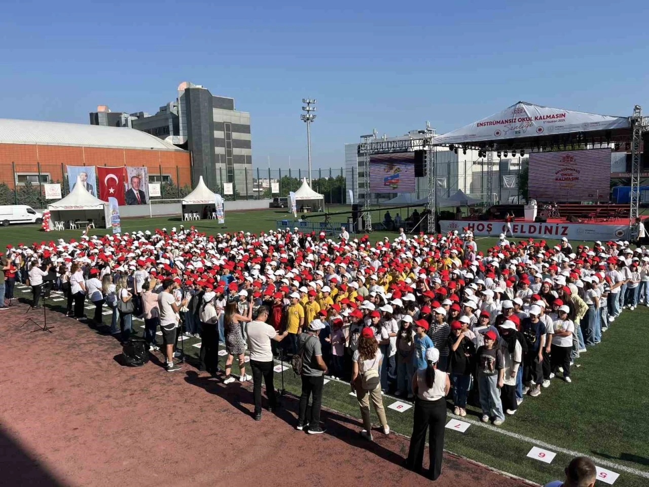 İstanbul’da &quot;Enstrümansız Okul Kalmasın Şenliği&quot; düzenlendi
