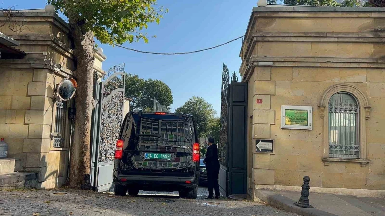İstanbul’da tarihi görüşme: İran Başkonsolosluğundaki &quot;nükleer görüşme&quot; başladı
