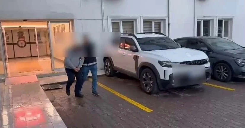 İstanbul’dan Sakarya’ya uyuşturucu sevkiyatı polise takıldı
