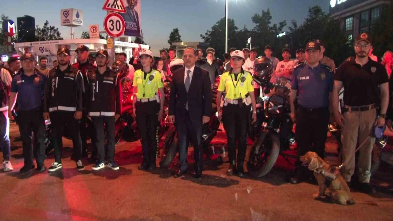 İstanbul Emniyet Müdürü Selami Yıldız, Ümraniye’de asayiş ve narkotik uygulamasını yerinde denetledi
