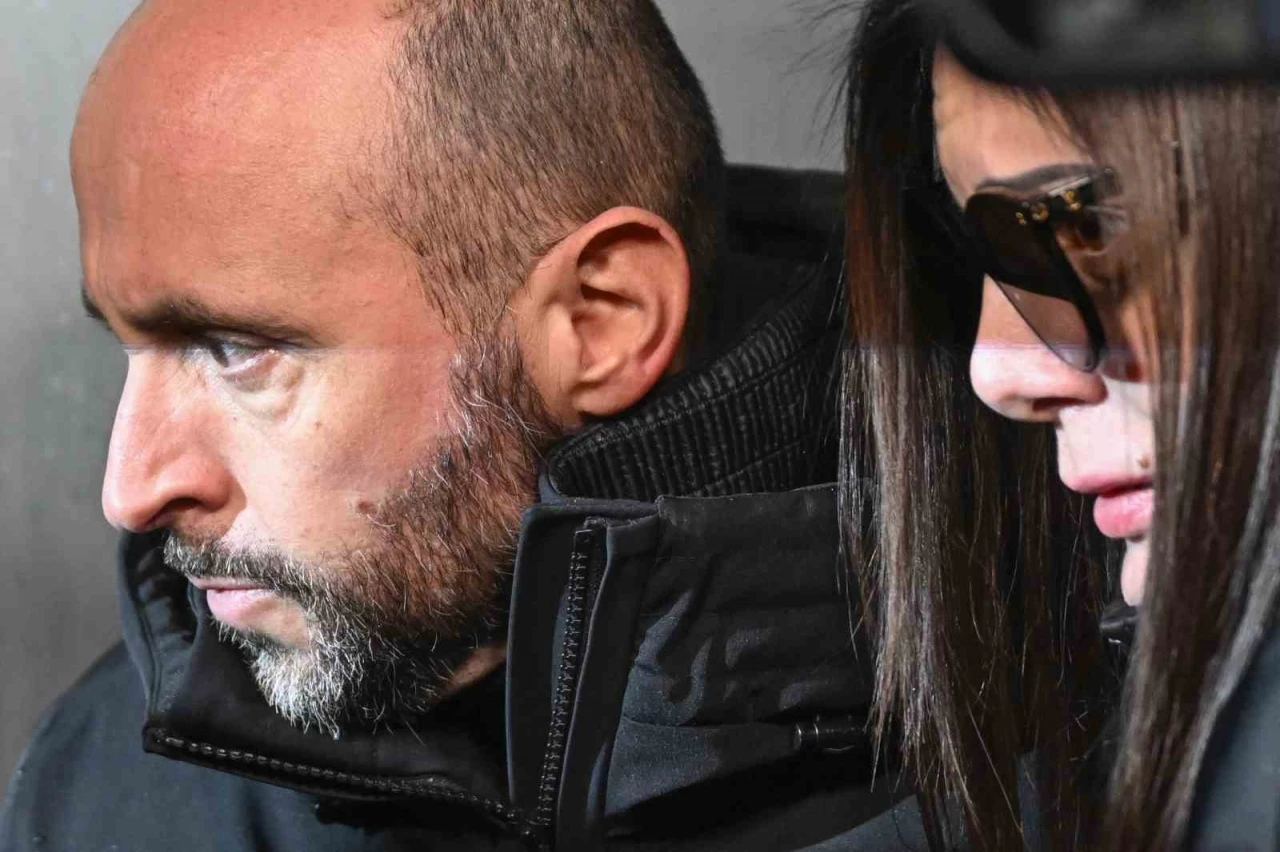 İsvi&ccedil;re&rsquo;de 40 kişinin &ouml;ld&uuml;ğ&uuml; bar yangını soruşturmasında işletme sahibi kefaletle serbest bırakıldı
