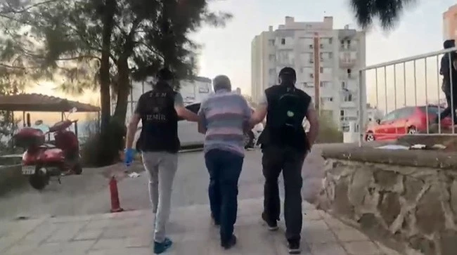 İzmir’de aranan şahıslara yönelik dev operasyon
