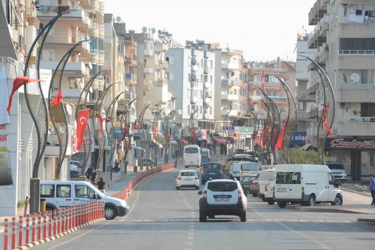 İzmir’de trafiğe kayıtlı araç sayısı 2 milyona yaklaştı
