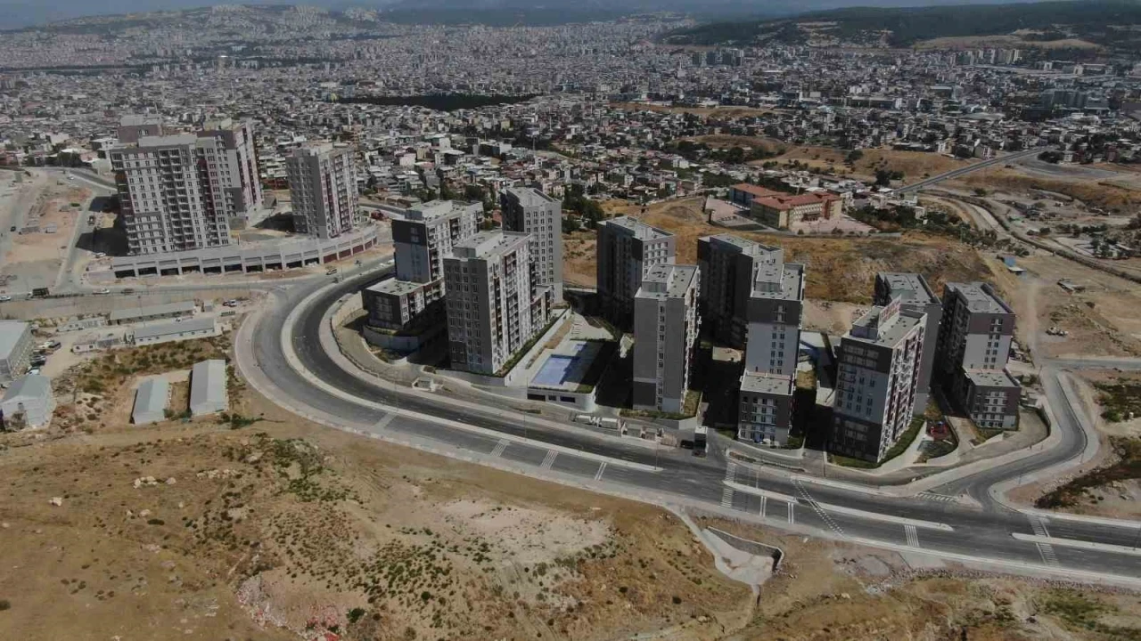 İzmir’de vatandaşlar konut alımı için 20 yaş üzeri dairelere yöneliyor
