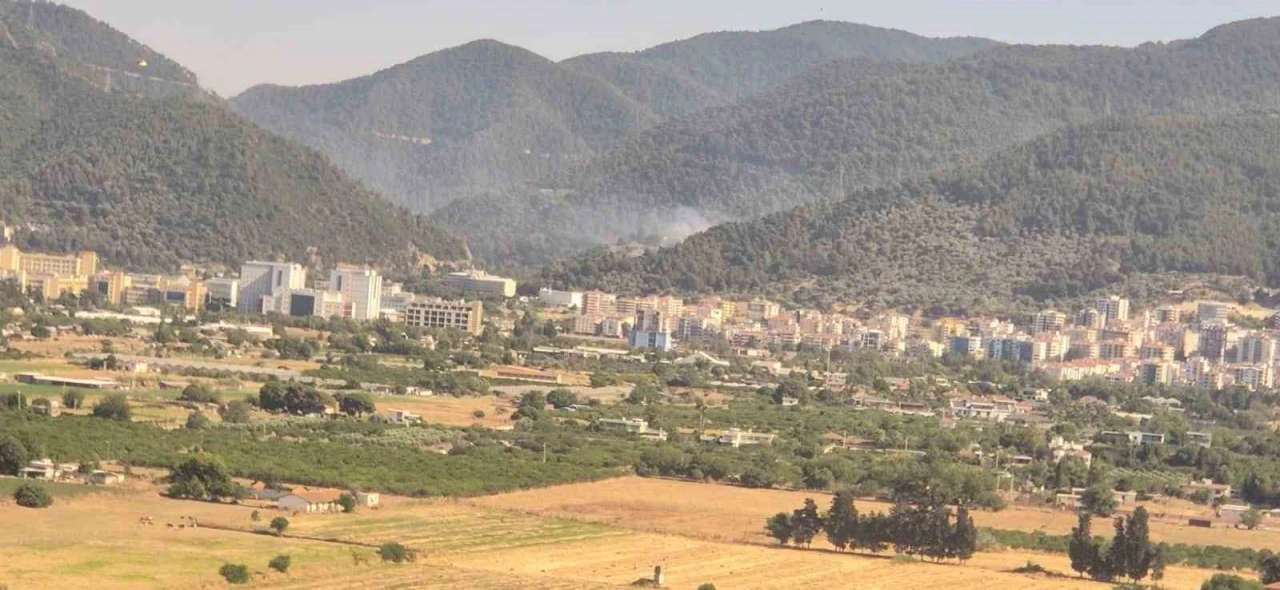 İzmir’deki orman yangınları kontrol altında
