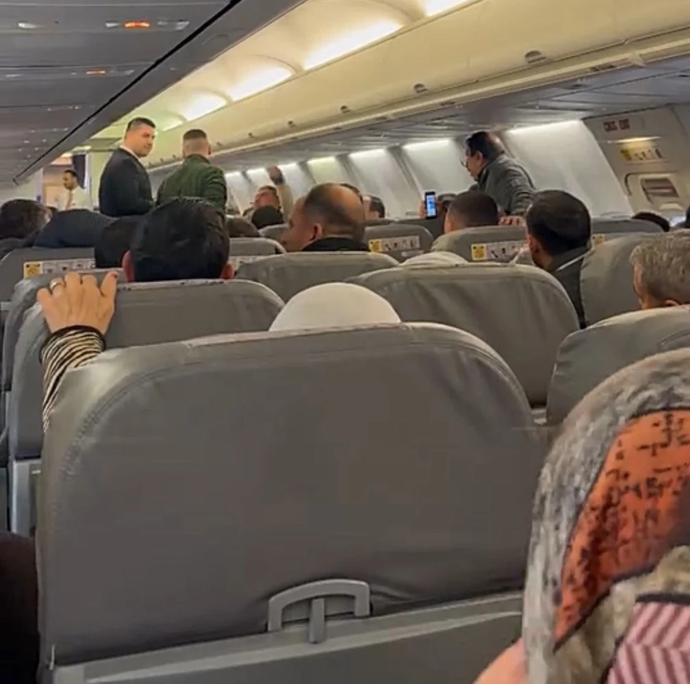 İzmir-Diyarbakır u&ccedil;uşu 12 saatlik eziyete d&ouml;n&uuml;şt&uuml;
