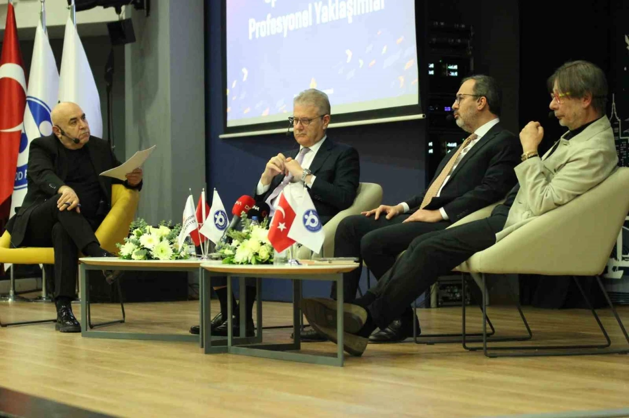İzmir Ekonomi &Uuml;niversitesi Spor Y&ouml;neticiliği Sertifika Programı başladı
