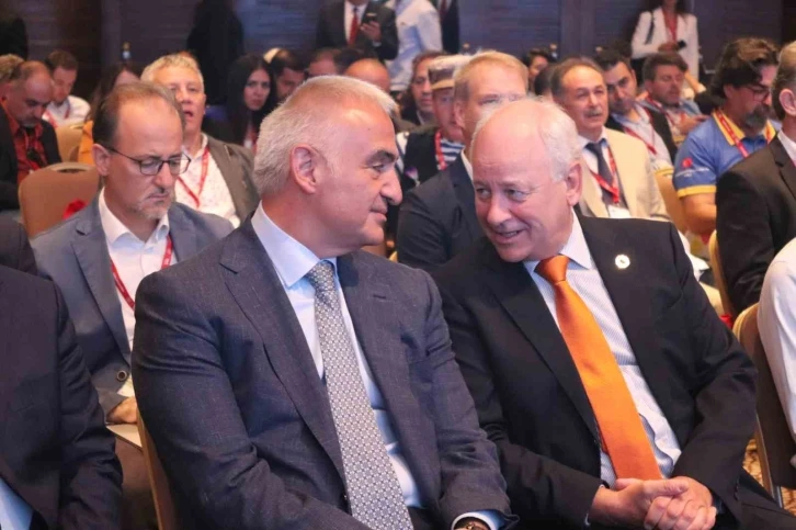 İzmir EuroVelo Bisiklet Turizmi Konferansı&rsquo;na yoğun katılım
