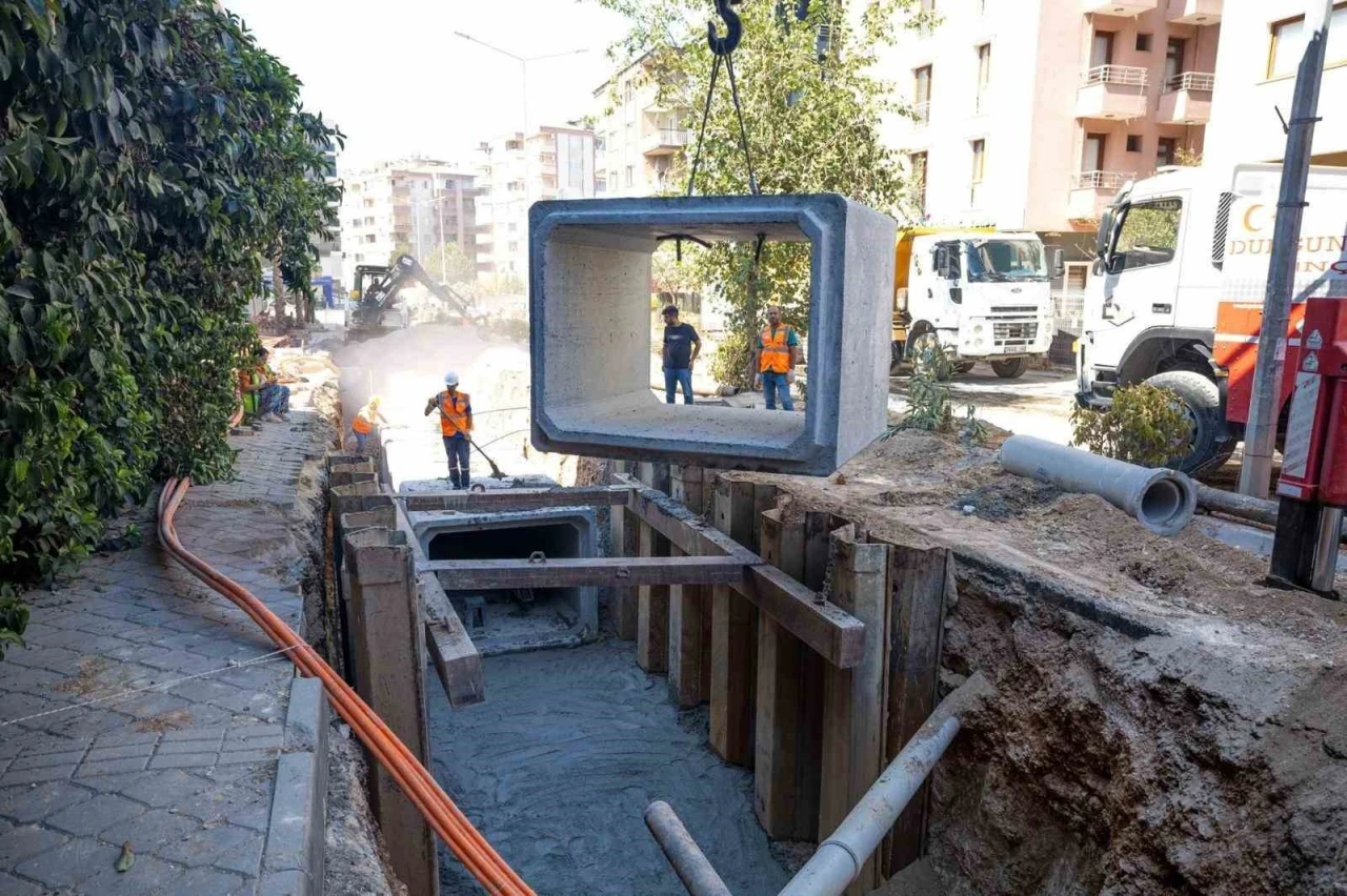 İzmir&rsquo;i yağmura hazırlayan 2,5 milyarlık hamle
