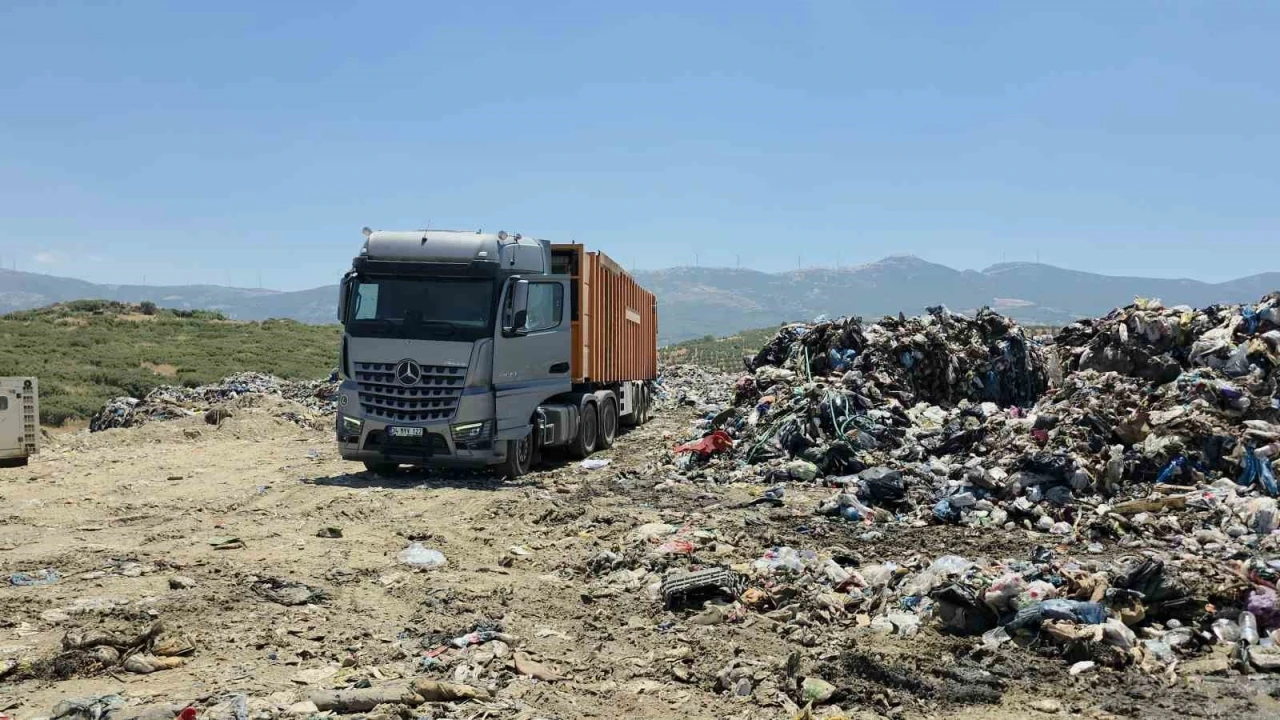 İzmir’in çöpü Tire’ye taşınıyor: Vatandaşlar tepkili
