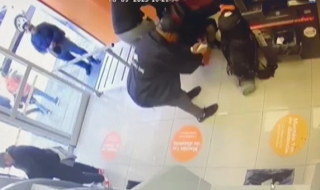 İzmirli YouTuber, Şili&rsquo;de sinsice bir planla b&ouml;yle soyuldu
