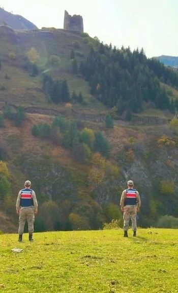 Jandarma Ardahan’ın doğal güzelliklerini paylaştı
