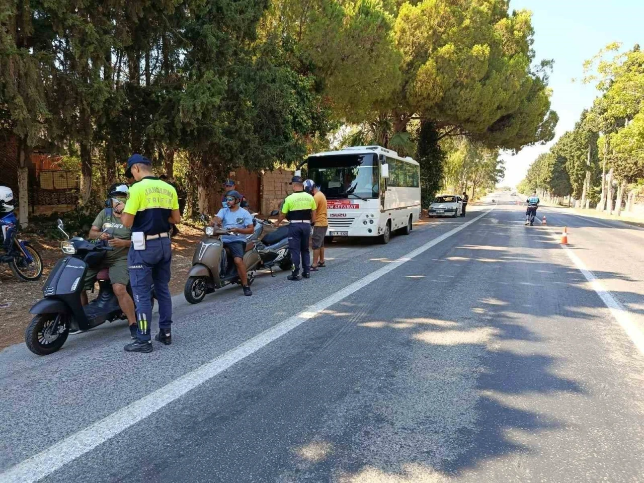 Jandarma Didim’deki festivalin güvenliğini sağlıyor
