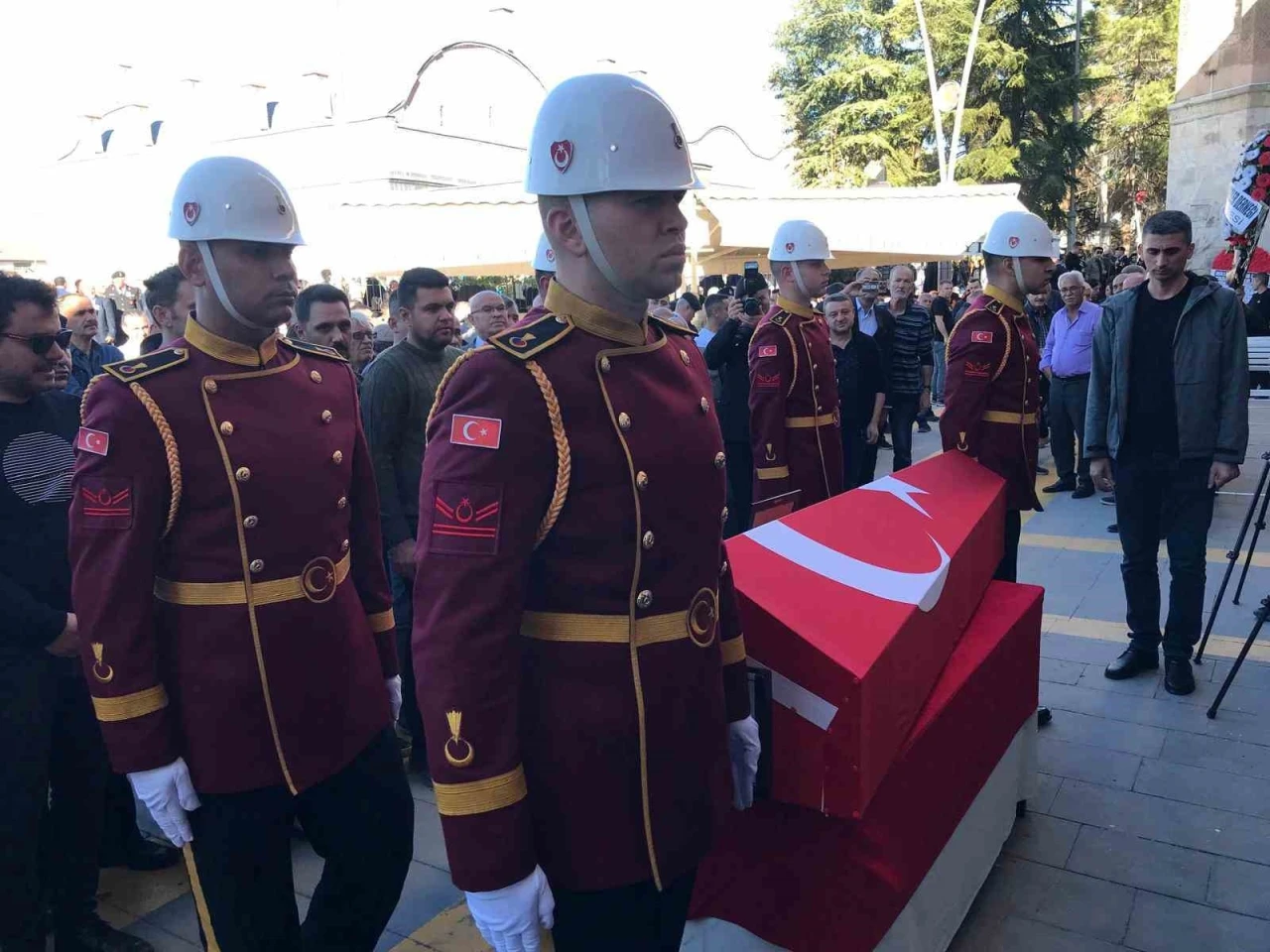 Jandarma KOM Daire Başkanı Tuğgeneral Akşit memleketinde son yolculuğuna uğurlandı