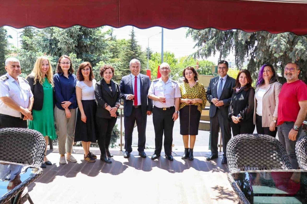 Jandarma personeli Eğitim Fakültesi tarafından verilen eğitimleri tamamladı
