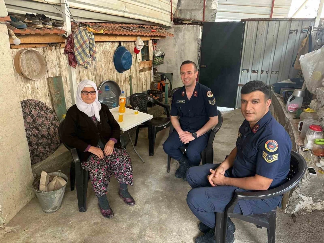 Jandarmadan gazi ve şehit ailelerine vefa