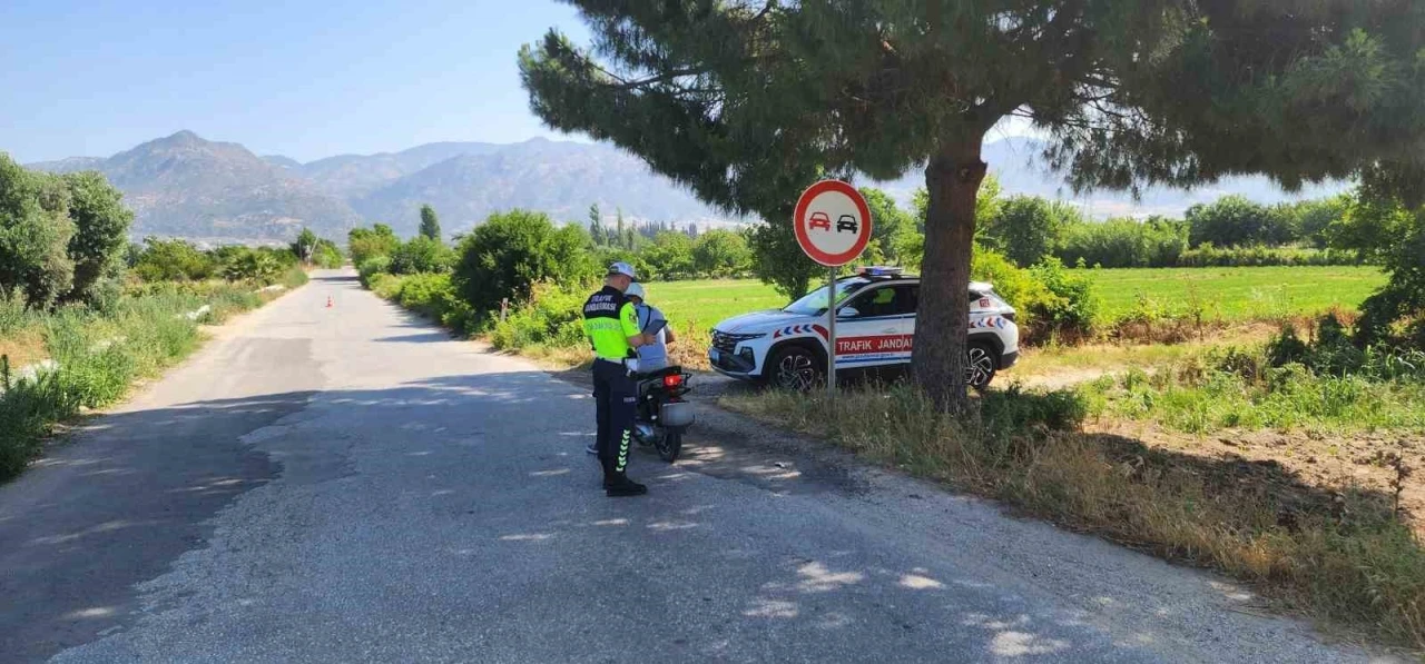 Jandarmadan motosiklet denetimi
