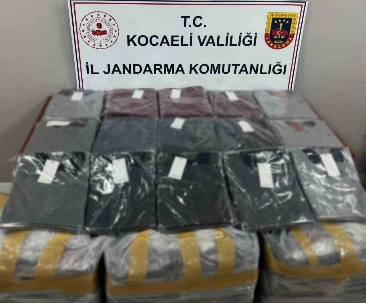 Jandarmadan sahte kıyafet operasyonu