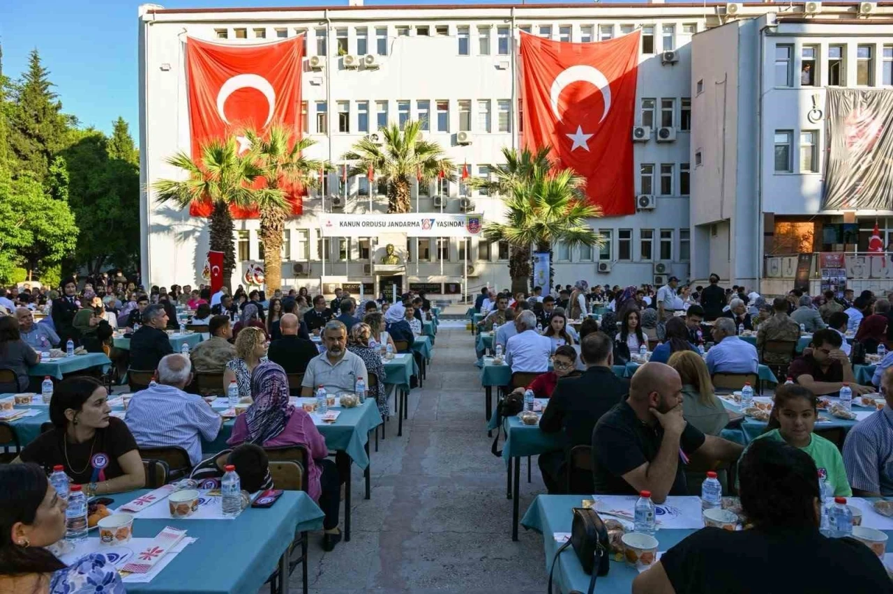 Jandarmanın 187. kuruluş yılı Manisa&rsquo;da şehit aileleri ve gazilerle kutlandı
