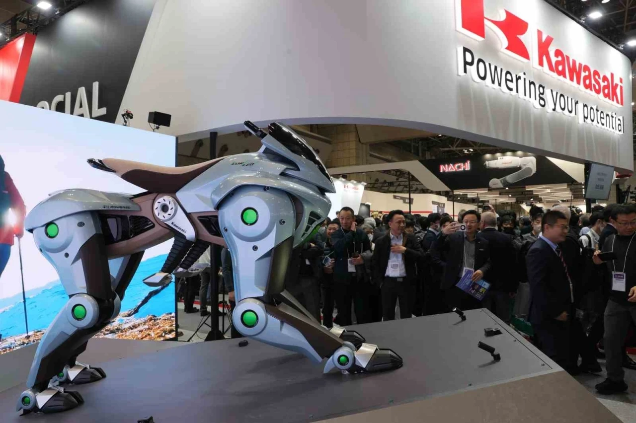 Japonya’da robottan Türkiye’ye &quot;lokumlu&quot; selam
