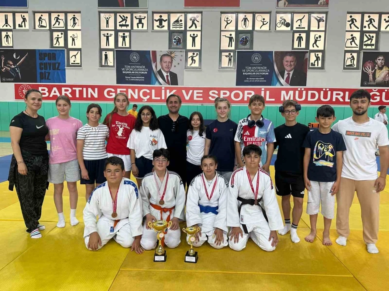 Judoda 12 madalya
