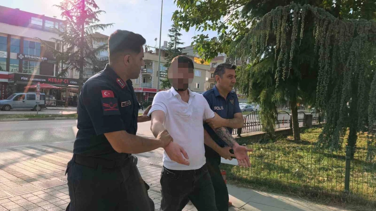 Ka&ccedil;arken yakalanan ş&uuml;pheliden ilgin&ccedil; savunma: "Şansımı denedim"
