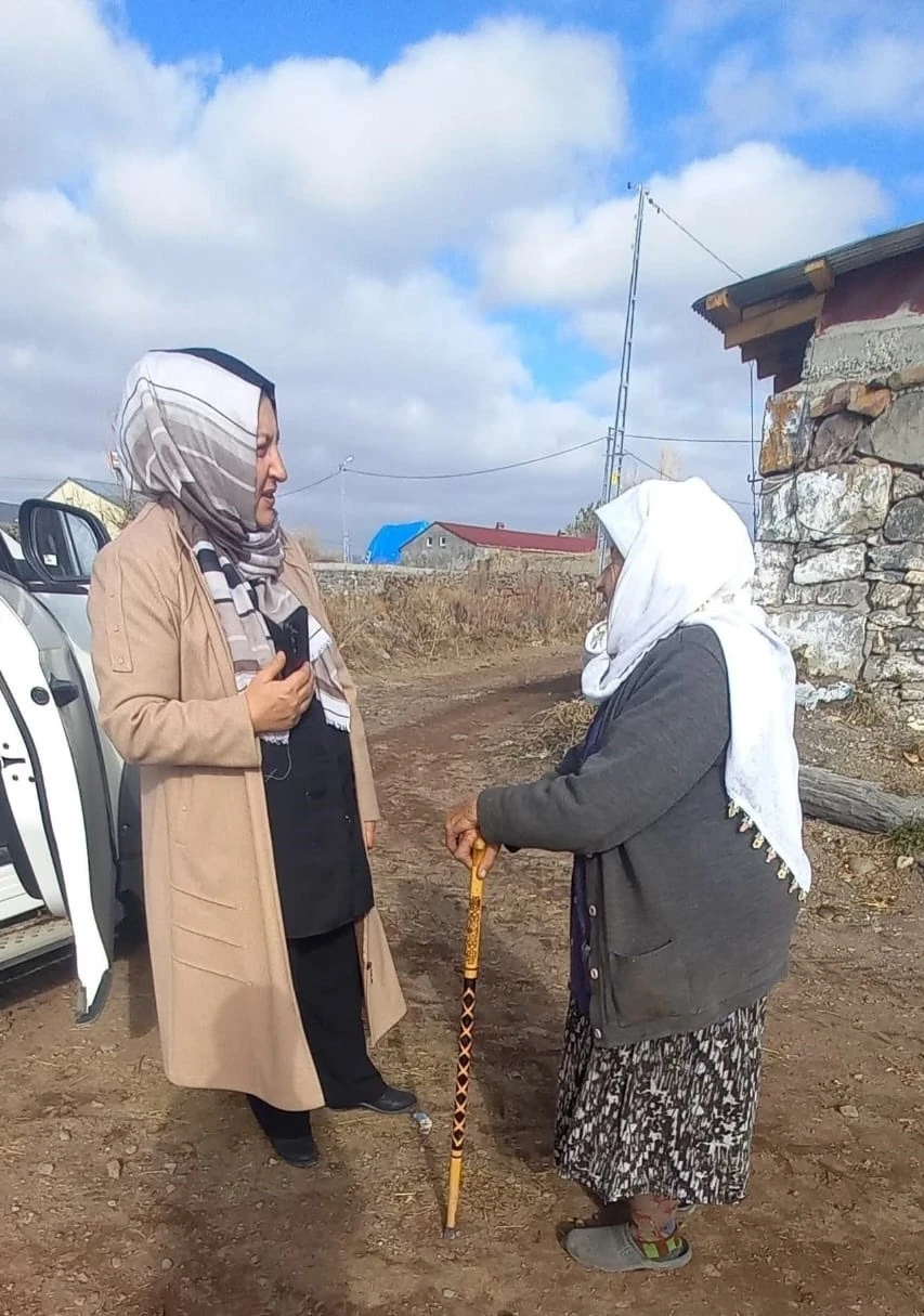 KAÇEP Üyeleri Ardahan’da çalmadık kapı bırakmıyor
