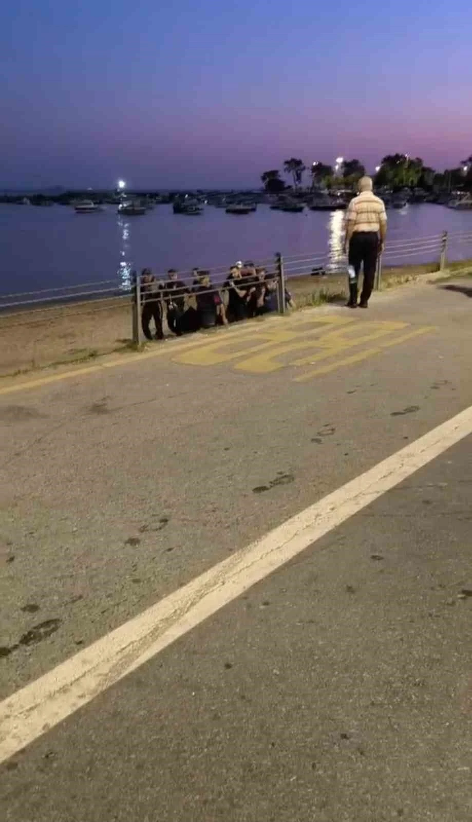 Kadıköy’de denize giren genç boğuldu
