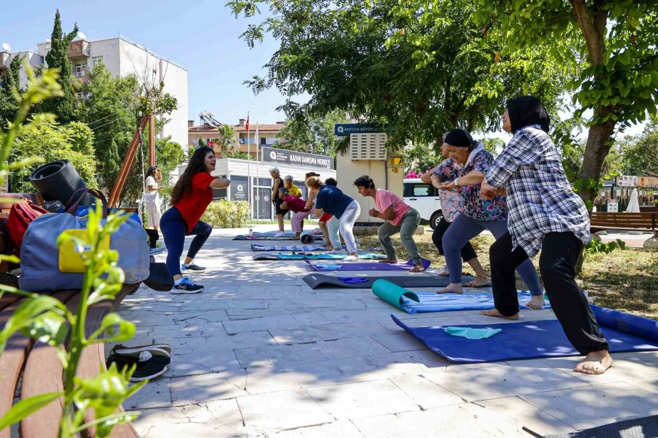 Kadın Danışma Merkezi&rsquo;nde sabah sporu
