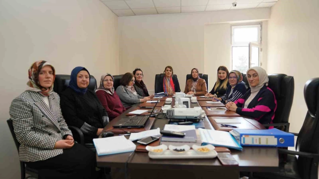 Kadın Girişimciler Kurulu yoğun g&uuml;ndemle toplandı
