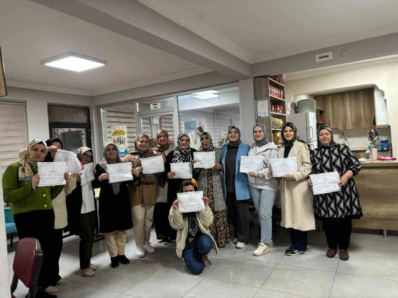 Kadınlara mantar yetiştiriciliği kurusu verildi
