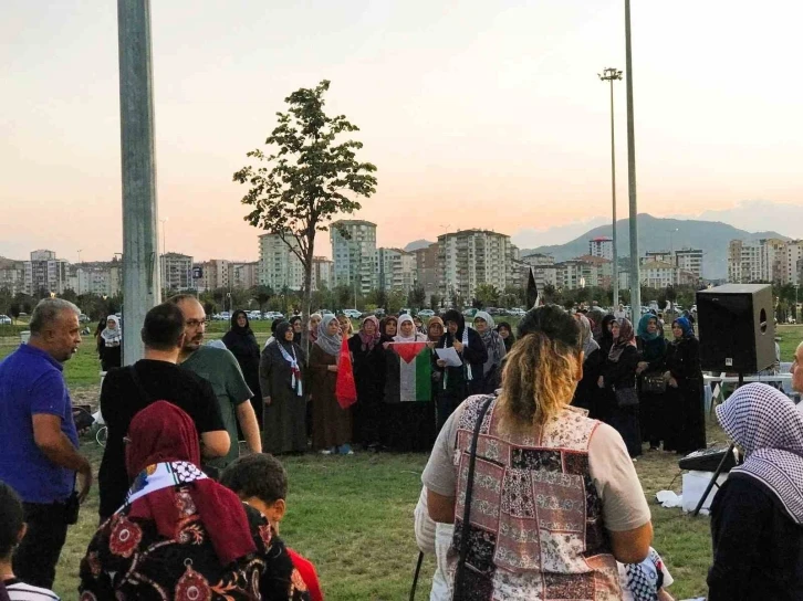 Kadınlardan İsrail’e tepki: "Ülkemizde Siyonist katil istemiyoruz"