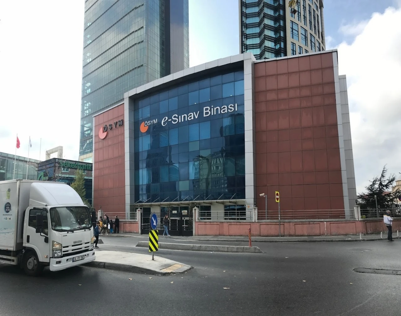 Kağıt tabanlı sınavların yerini elektronik sınavlar alıyor
