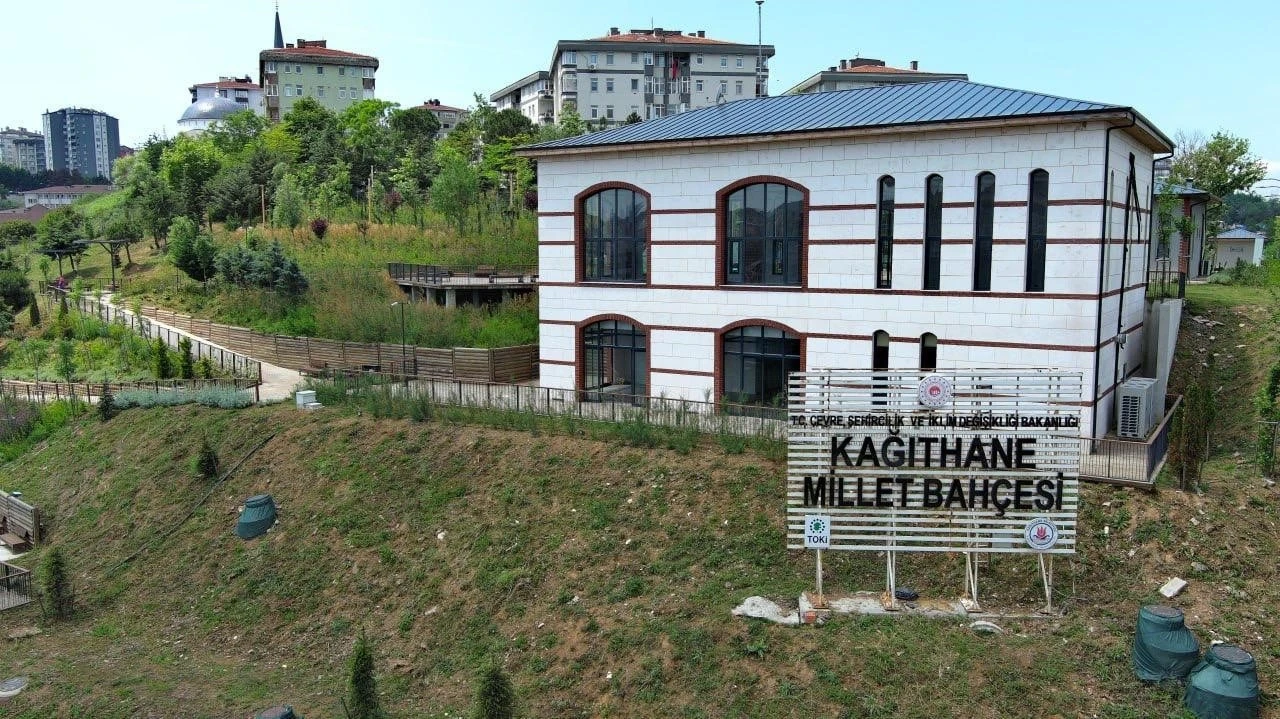 Kağıthane Millet Bahçesi ve Tabiat Parkı hizmete açıldı
