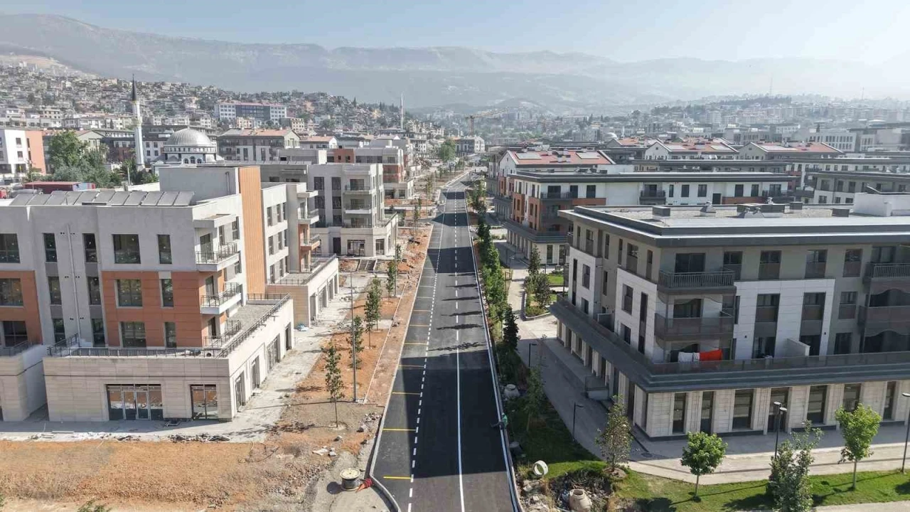Kahramanmaraş&rsquo;ın Azerbaycan Mahallesi asfaltlanıyor
