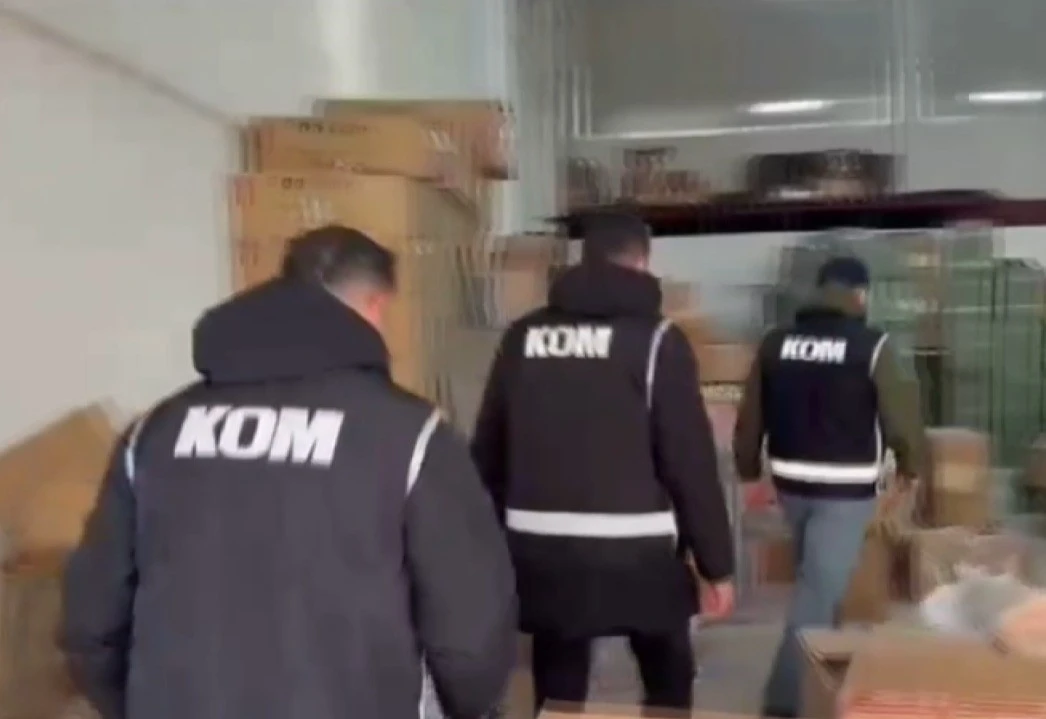 Kahramanmaraş&rsquo;ta bin 422 adet ka&ccedil;ak telefon ele ge&ccedil;irildi
