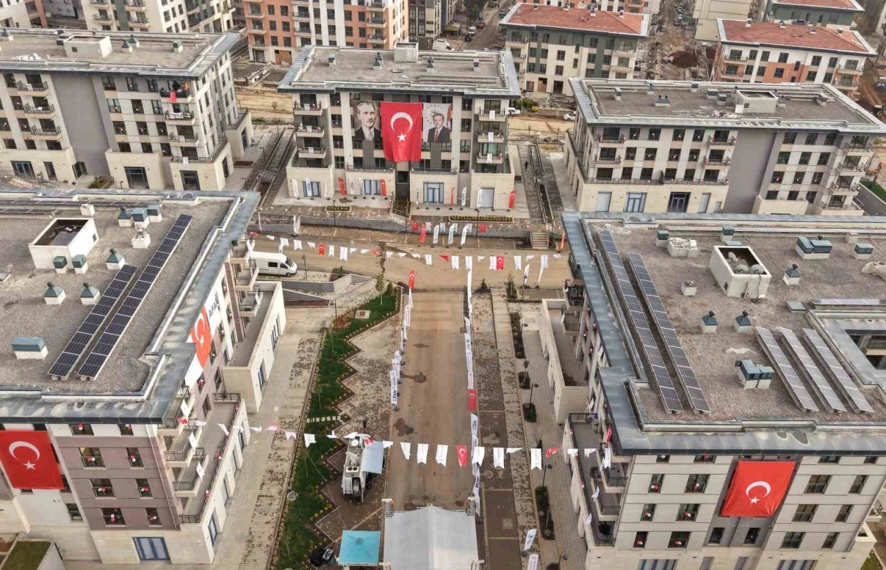 Kahramanmaraş’ta depremzedeler bir bir evlerine kavuşuyor
