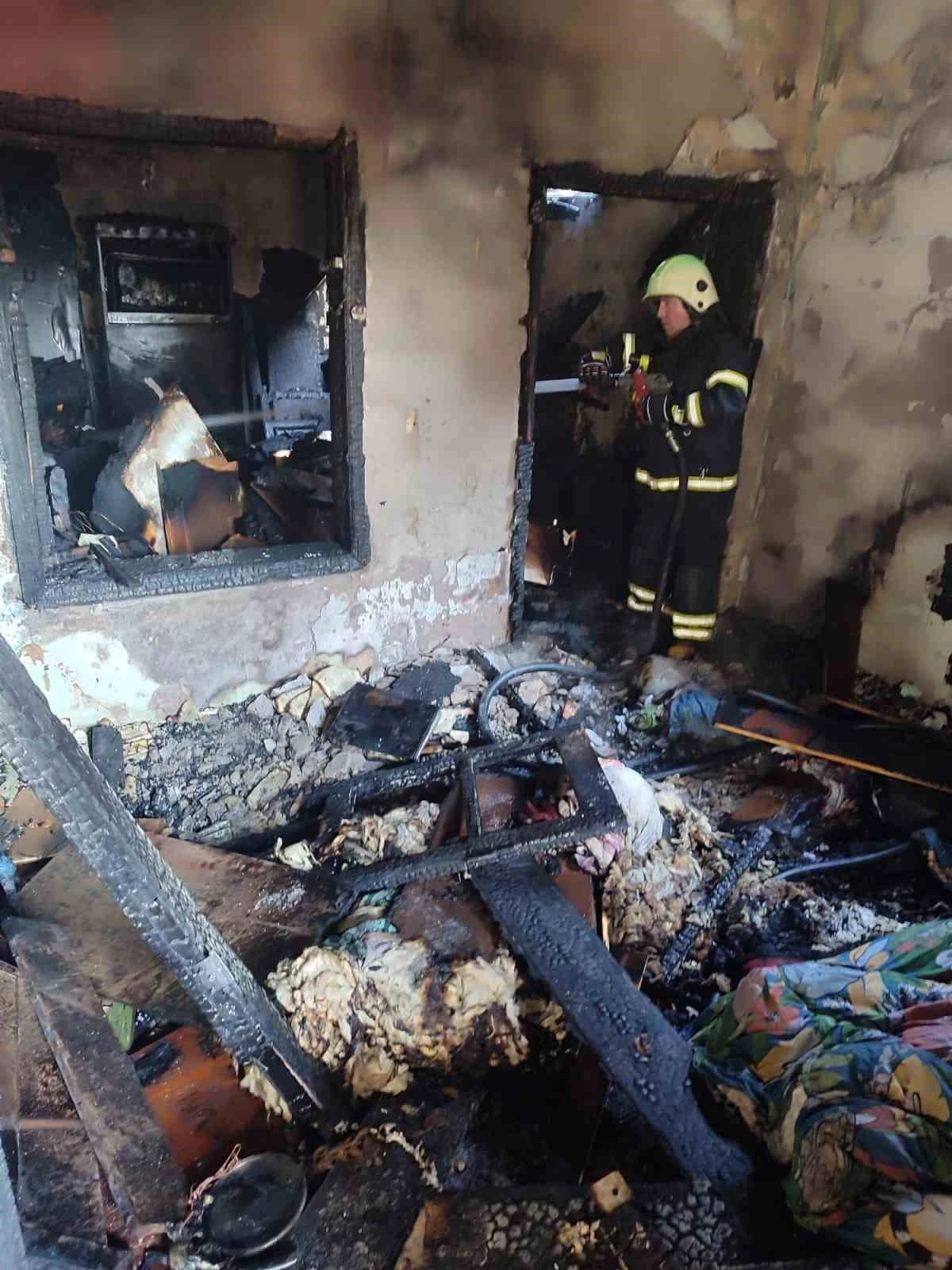 Kahramanmaraş’ta ev yangını
