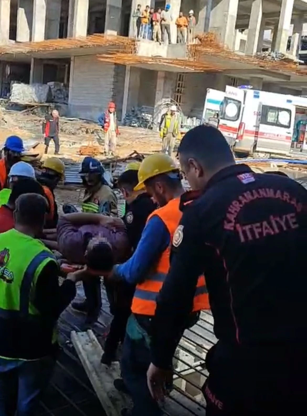 Kahramanmaraş’ta inşaatta iskele çöktü: 1 yaralı
