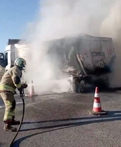 Kahramanmaraş&rsquo;ta kamyon yangını
