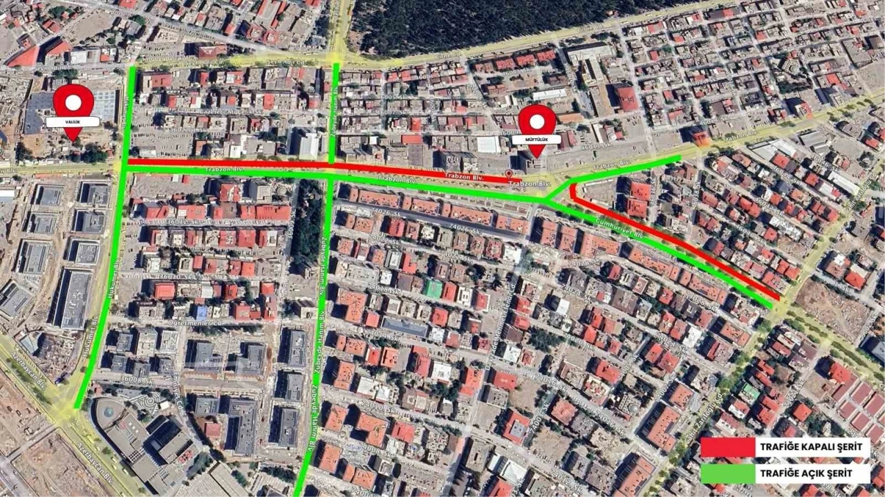 Kahramanmaraş&rsquo;ta Trabzon Bulvarı&rsquo;nda ge&ccedil;ici trafik d&uuml;zenlemesi yapıldı
