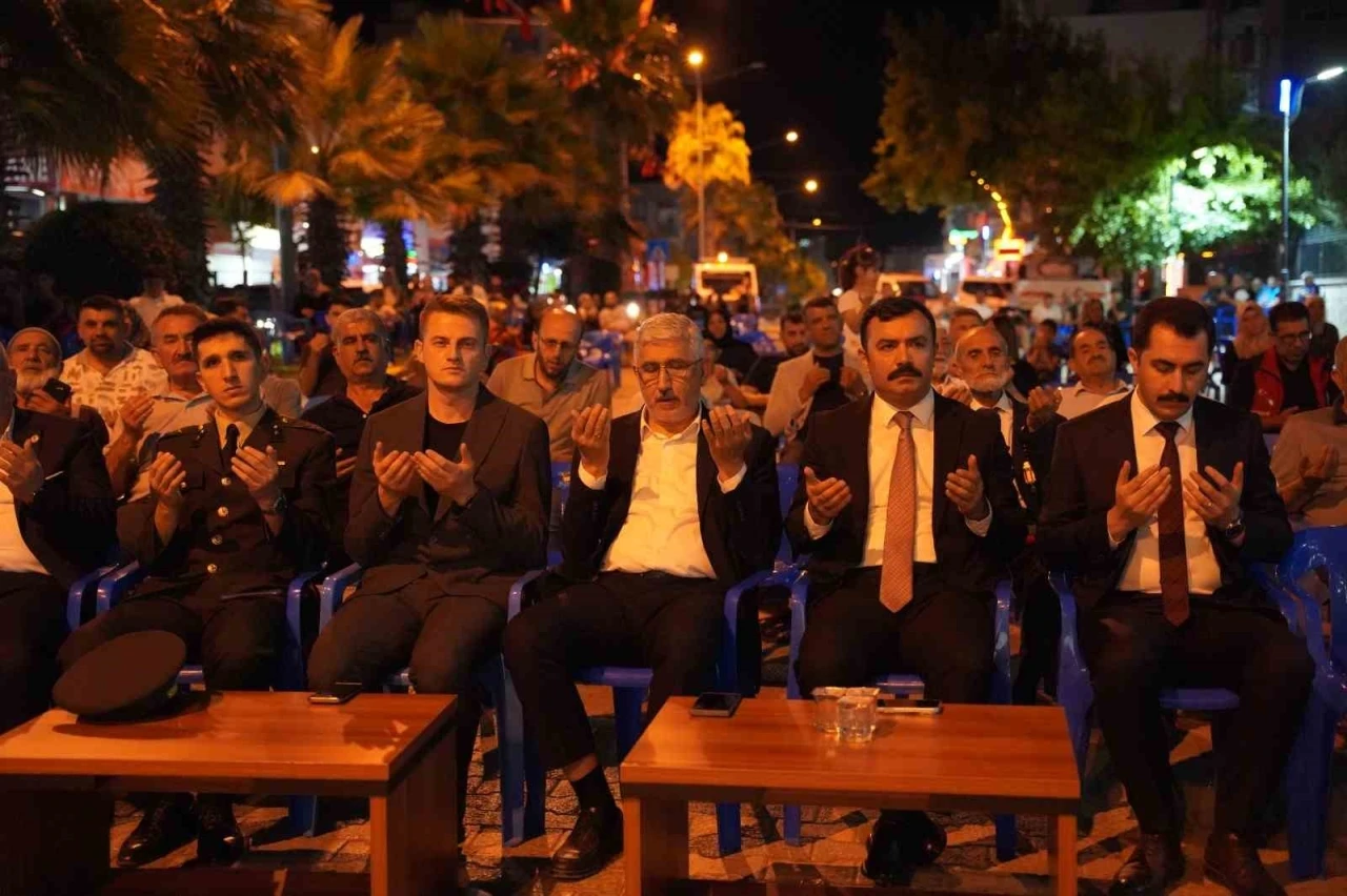 Kahta&rsquo;da 15 Temmuz Demokrasi Ve Milli Birlik G&uuml;n&uuml; anma programı d&uuml;zenlendi
