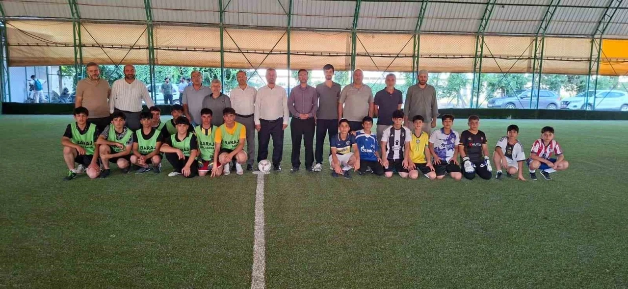 Kahta&rsquo;da Kur&rsquo;an Kursları Futbol Turnuvası başladı
