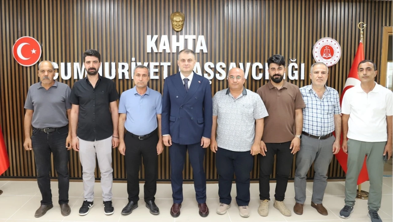 Kahta Gazeteciler ve Yazarlar Cemiyeti&rsquo;nden Cumhuriyet Başsavcısı Atalay&rsquo;a hayırlı olsun ziyareti
