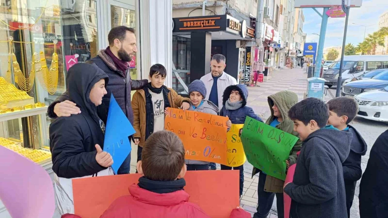 Kahta Selamlaşıyor Projesiyle &ouml;ğrencilerden anlamlı ziyaretler
