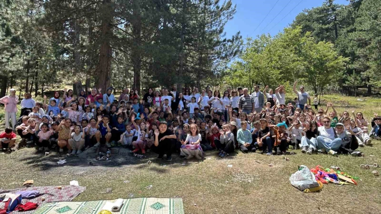 Kalbim Seninle Derneği, Büyükorhan çocuklarına şehrin fırsatlarını taşıdı
