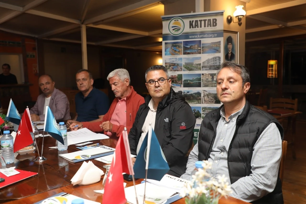 Kalkınma Tarım ve Turizm Altyapı Hizmet Birliği meclis toplantısı Edremit’te yapıldı
