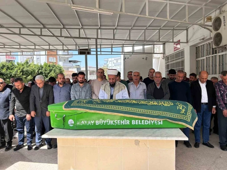 Kalp krizi geçiren başkan adayı son yolculuğuna uğurlandı
