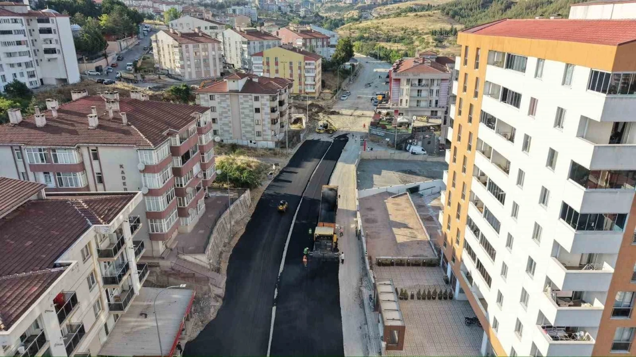 Karab&uuml;k&rsquo;te 1010. Cadde modern bulvara d&ouml;n&uuml;şt&uuml;r&uuml;l&uuml;yor
