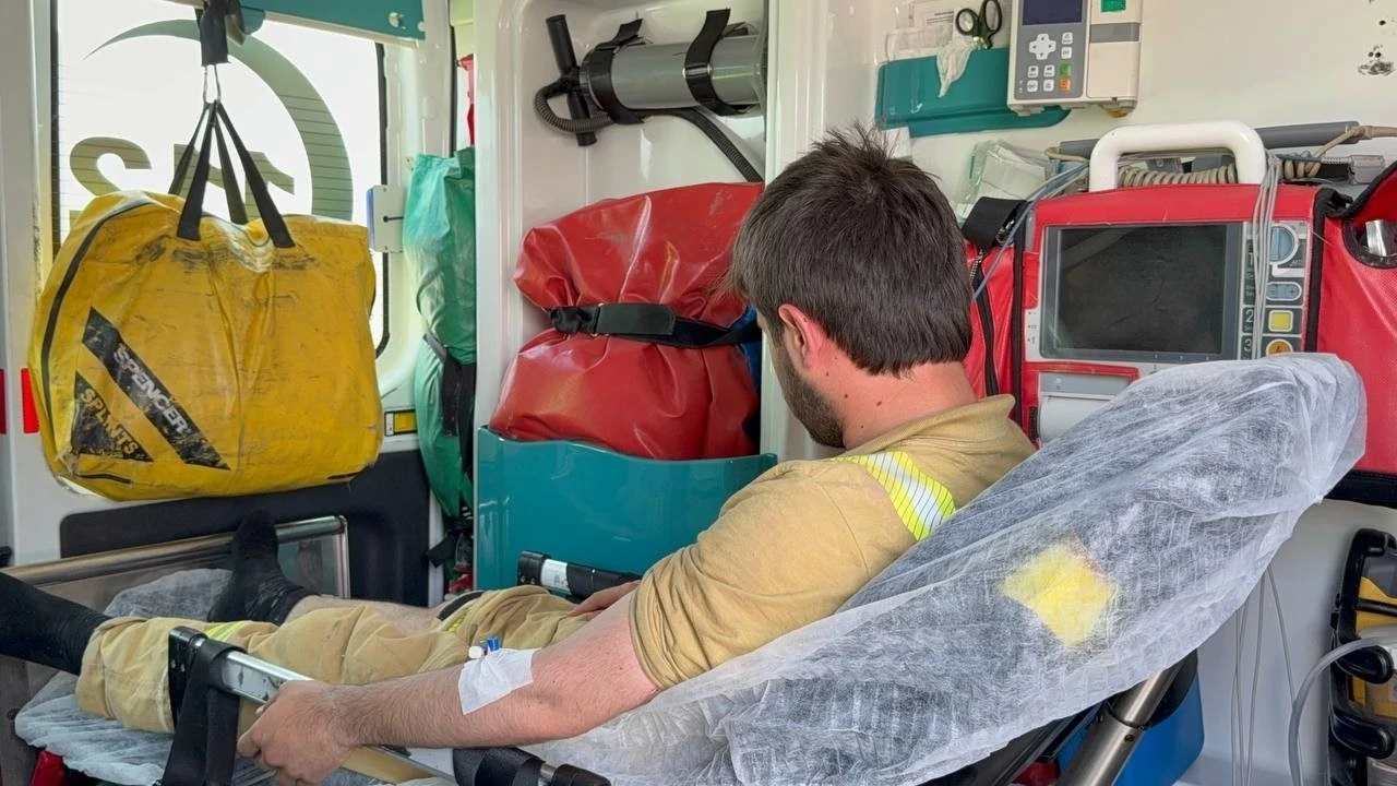 Karabük’te arazöz midibüsle çarpıştı: 3 yaralı
